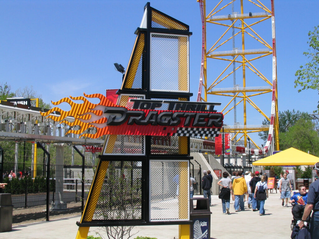 Top Thrill Dragster Sign