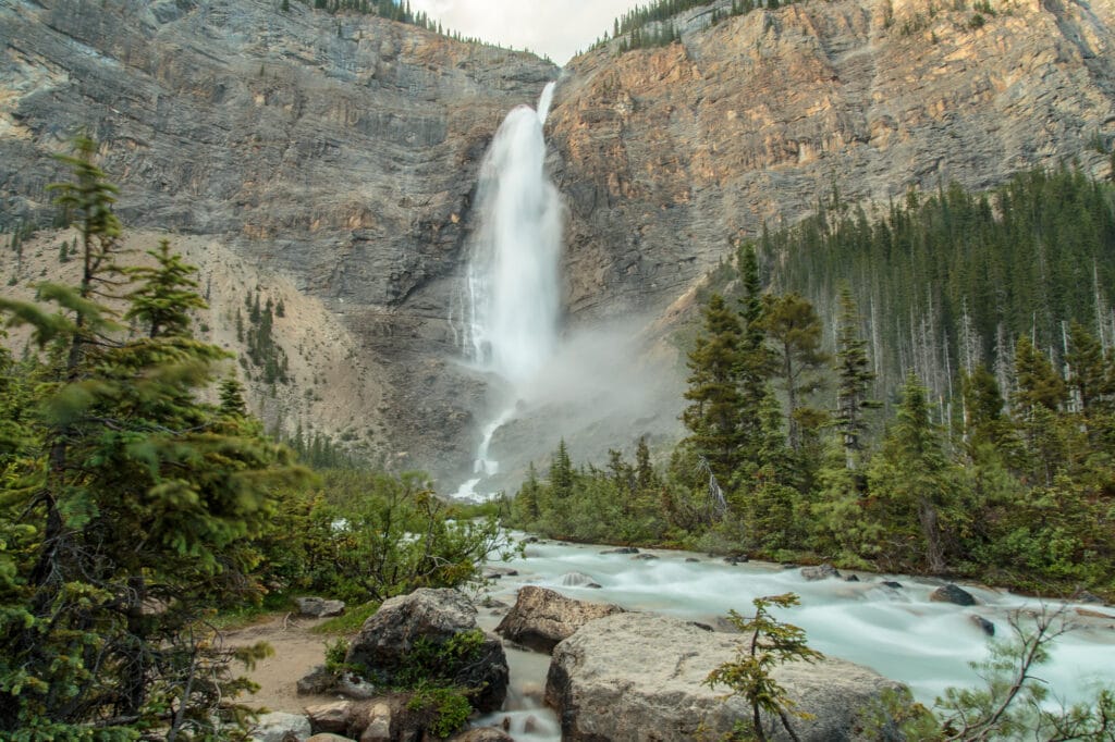 Takakkaw Falls in the Yoho Valley, Yoho National Park, Field, British Columbia, Canada