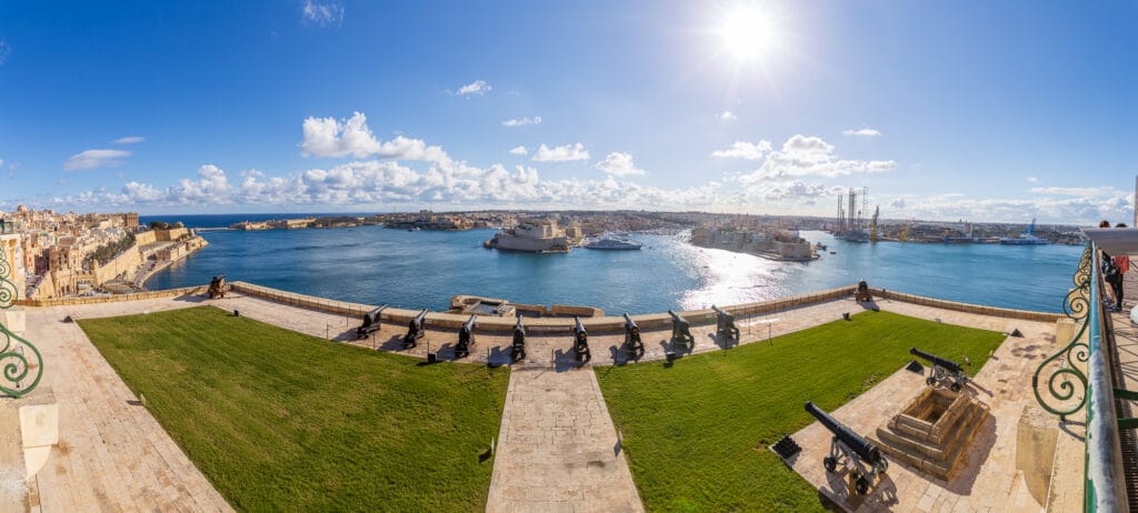 Pano of the saluting battery