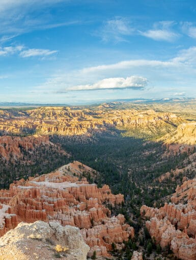 Panographic photo of Bryce Point at Bryce Canyon National Park