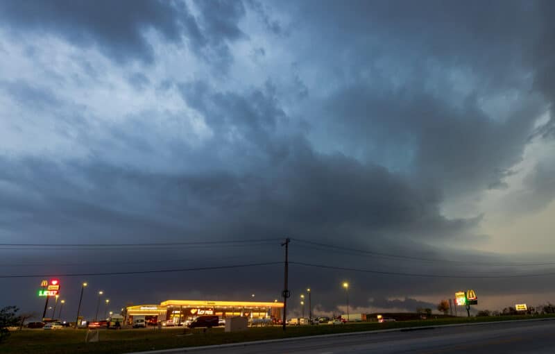 HP Supercell over Loves Travel Stop on I-40 and Choctaw Road