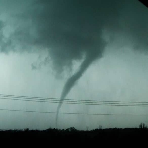 Tornado in Stroud, Oklahoma on April 14, 2011