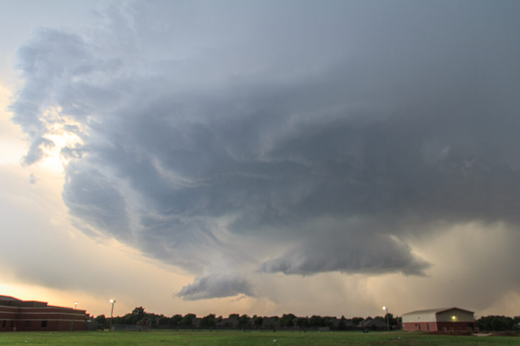 Sculpted Supercell