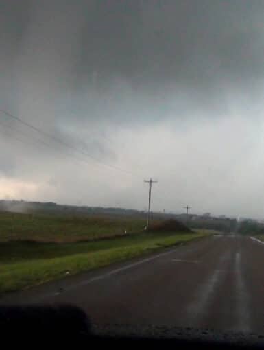 Tornado near the town of Amber, Oklahoma on May 6, 2015