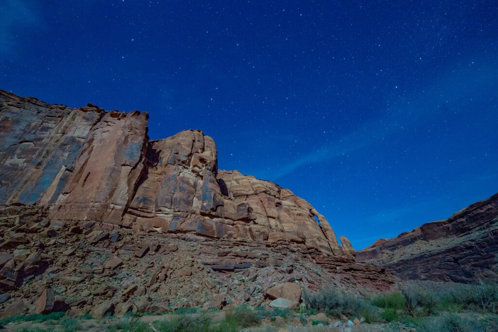 Jughandle Arch at night