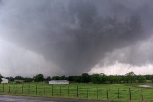 Sulphur, Oklahoma Tornado on 5/9/2016