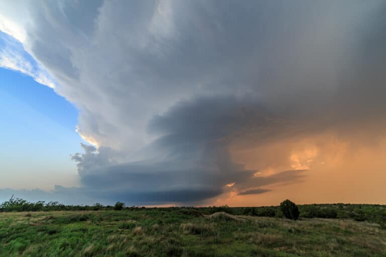Beautiful supercell updraft east of Turkey, TX on May 23, 2016