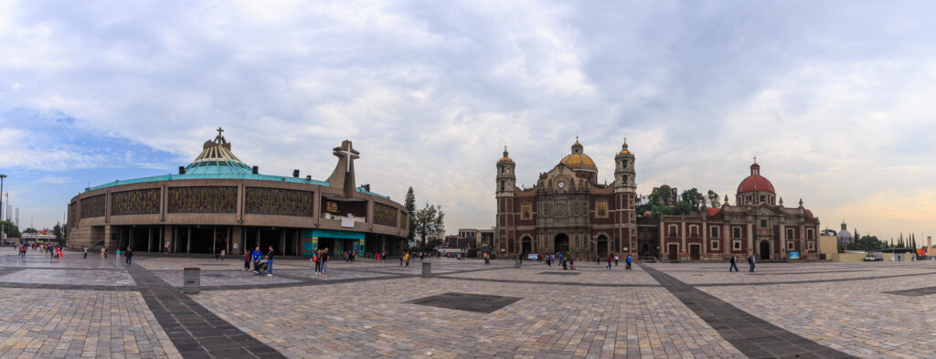 Basilica of Our Lady of Guadalupe on left,Templo Expiatorio a Cristo Rey on right
