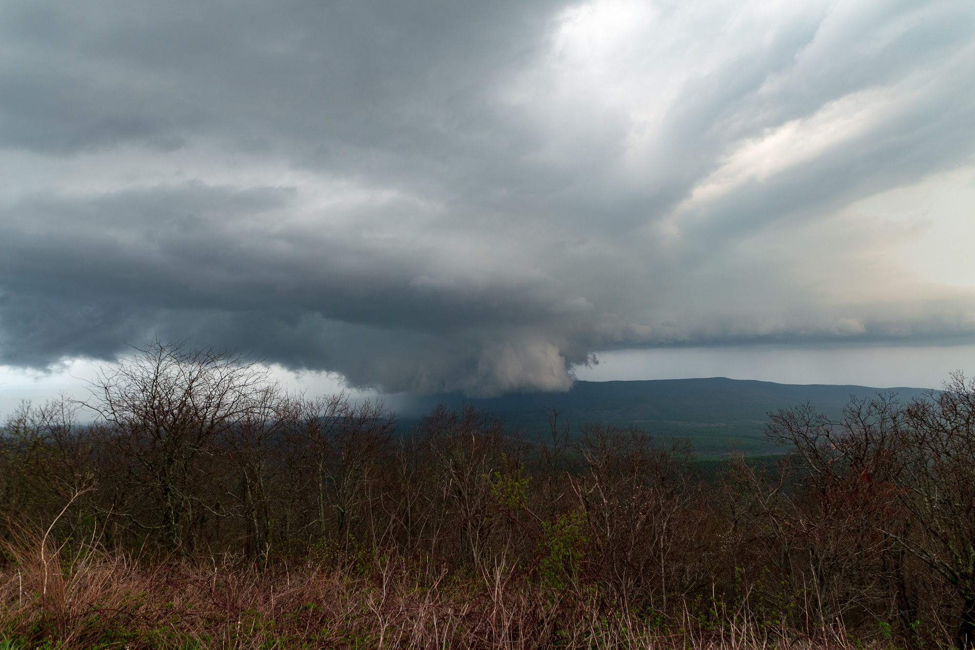 Supercell_over_Talimena_Drive.jpg