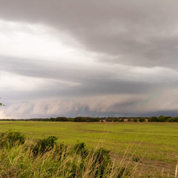 Shelf Cloud near Brownwood, Texas