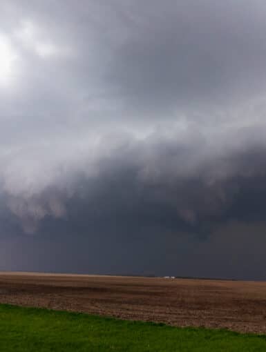 A derecho in South Dakota approaches my location northeast of Huron, SD on May 12, 2022